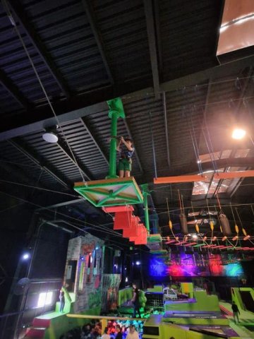 b_1024_768_0_00_images_2023_2024_Ochmanski_Grawitacja_433918999_879103310684285_8690050098615886643_n